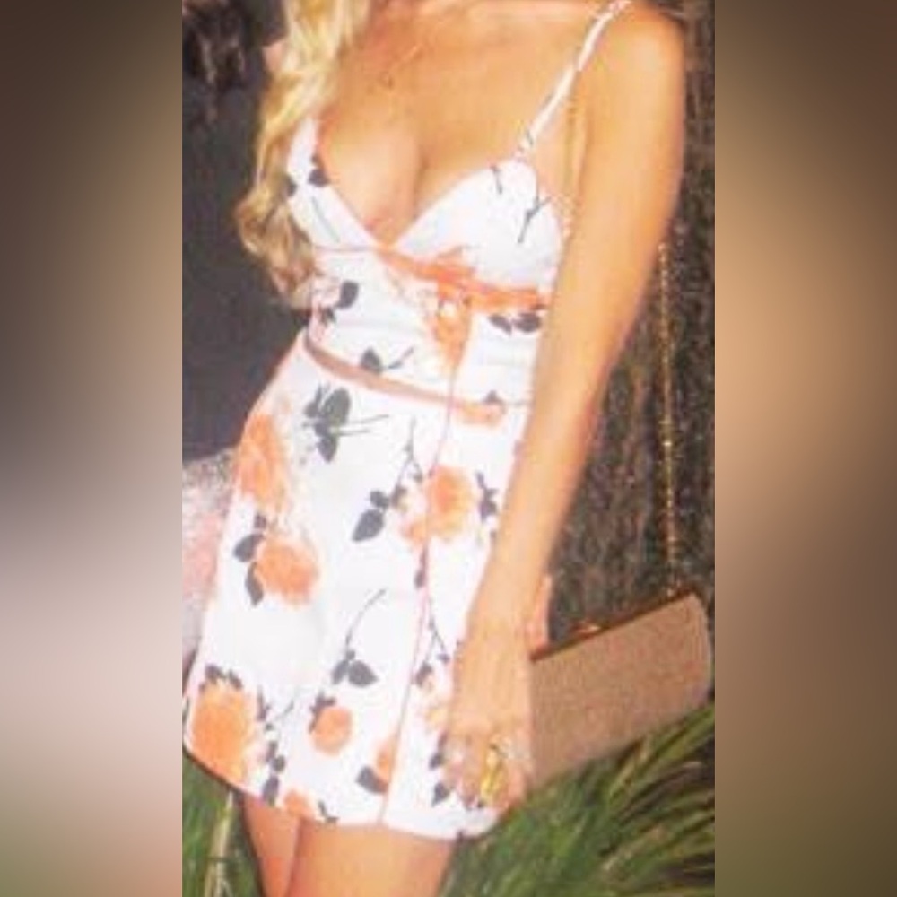 Topshop Floral Spaghetti-Strap crop top and skirt set - Picture 3 of 3